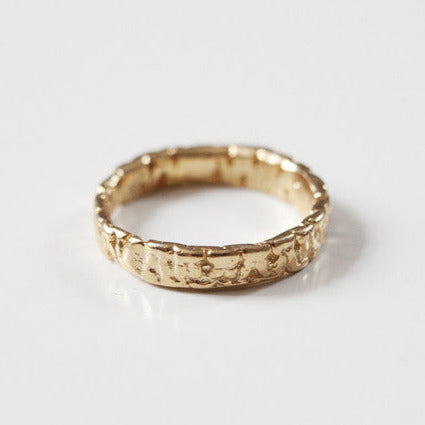 14K yellow gold textured band