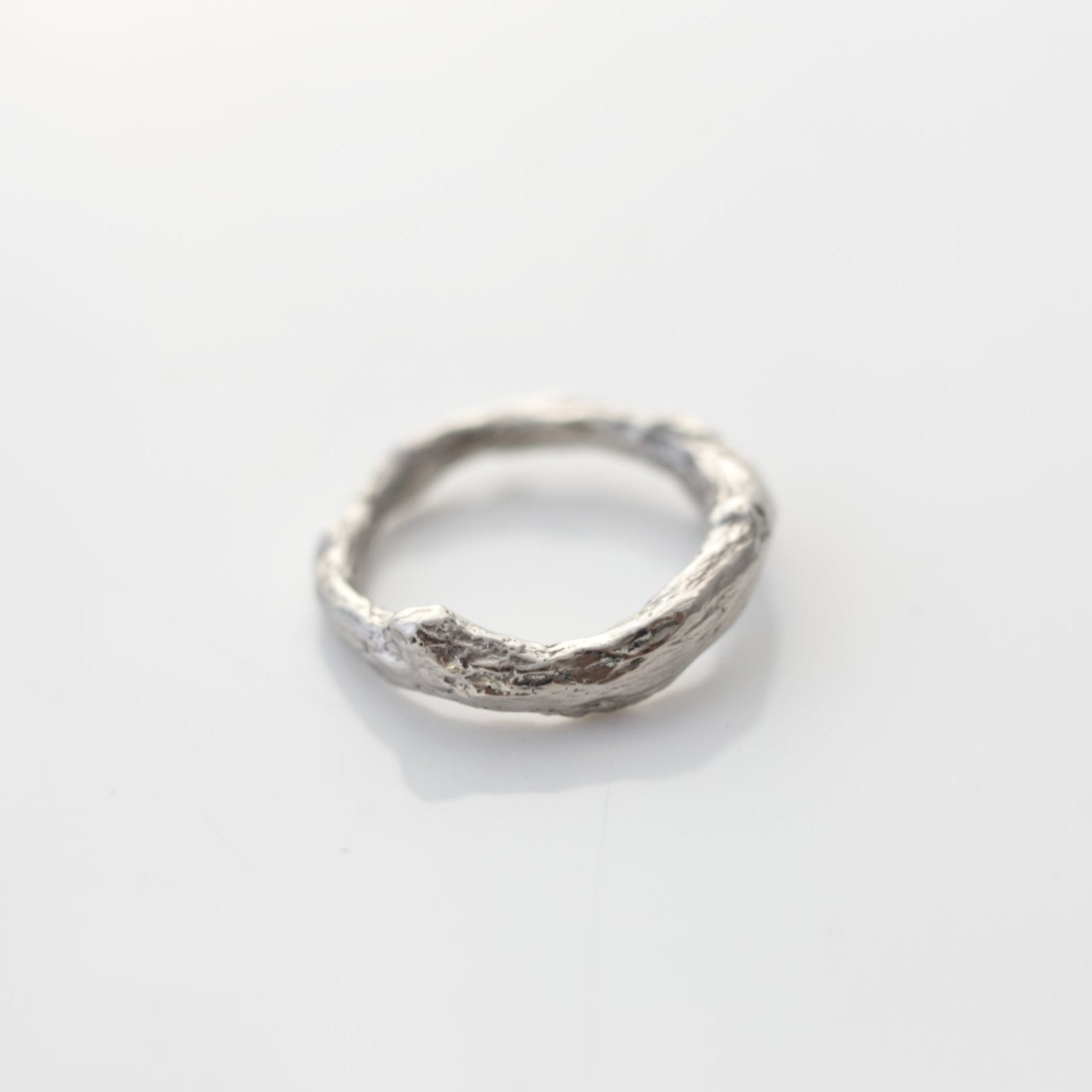 Thick branch ring