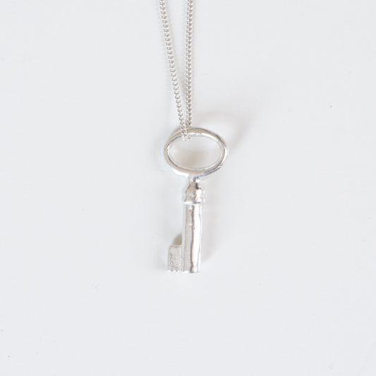 GAMMEL MORFAR'S KEY {silver}