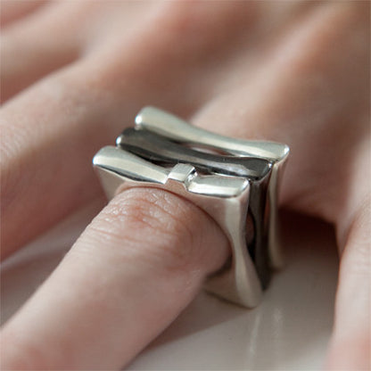 SQUARE BOW RING {silver}