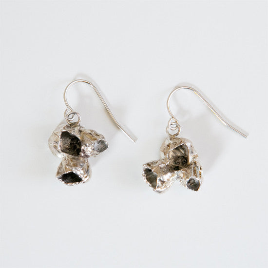 BARNACLE CLUSTER EARRINGS {silver}