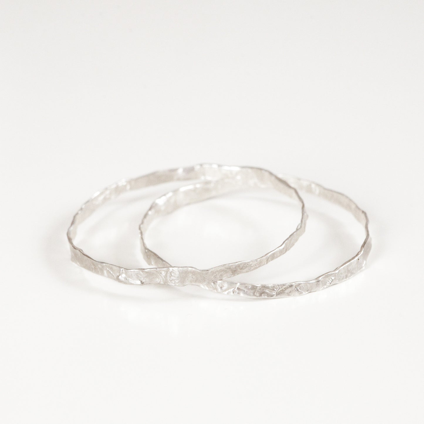 IMPRINTED BANGLE {silver}